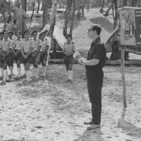 Falangista_en_el_Campamento